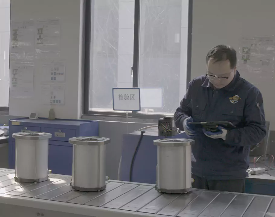 அதிக செயல்திறன் மற்றும் ஆற்றல் பாதுகாப்பு சகாப்தத்தை வழிநடத்தும் முக்கிய உந்து சக்தி